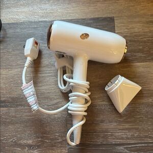 T3 Full Size AirLuxe Hair Dryer
